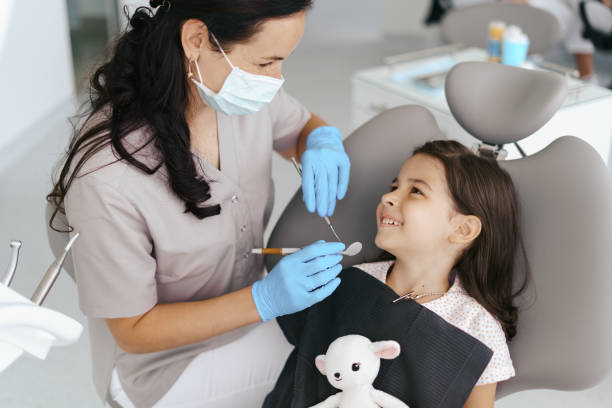 Best Emergency Tooth Extraction in Newport East, RI